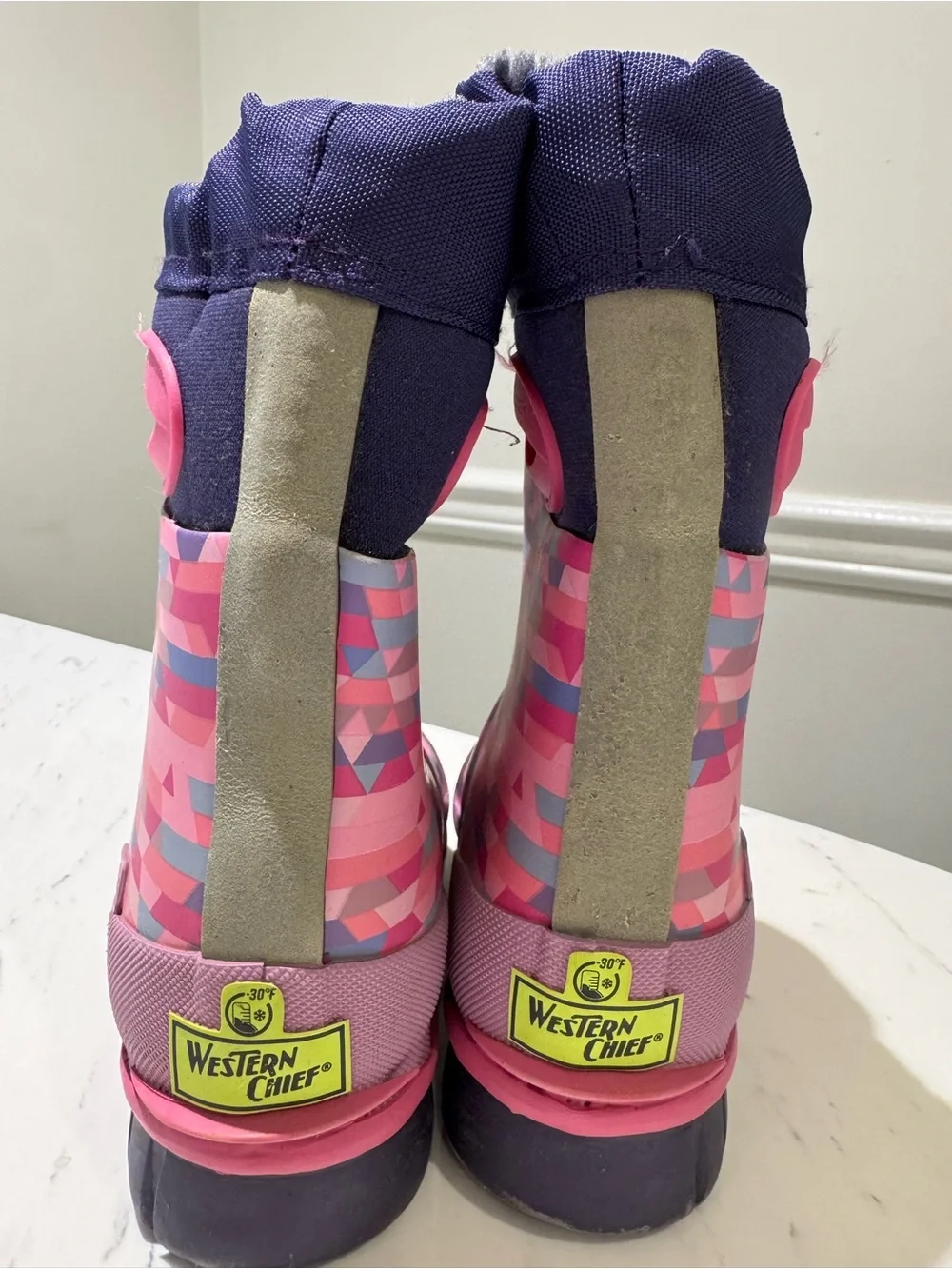 Western Chief Little Girls 8 Waterproof Pink Patterned Winter/Snow Rain Boots